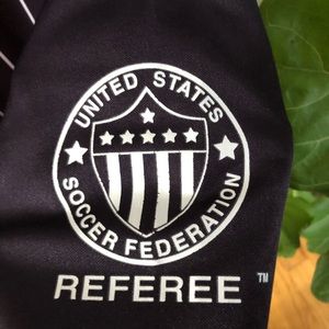 OFFICIAL SPORTS INTERNATIONAL referee shirt L